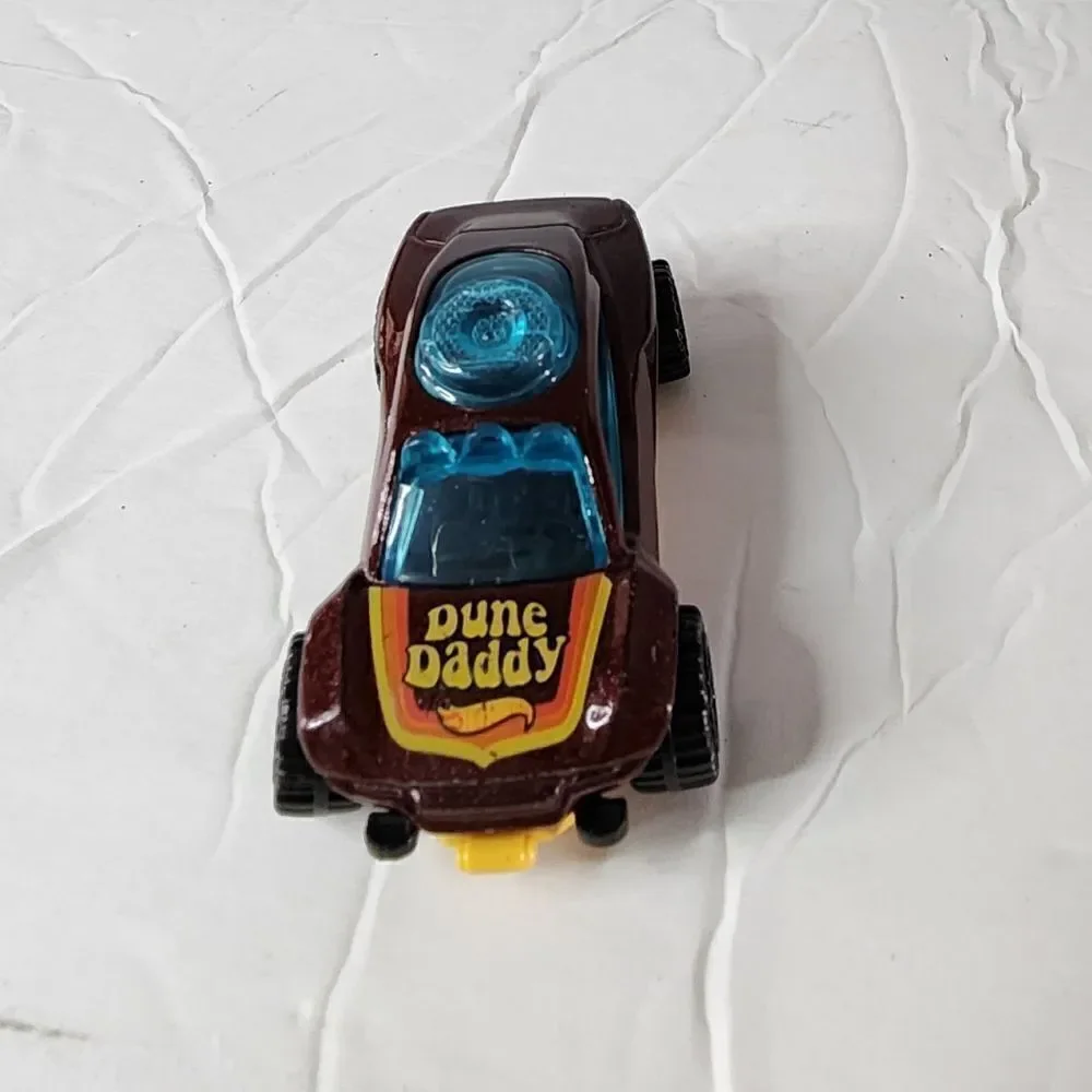 NEW 2018 Hot Wheels 90/250 Dune Daddy #4/10 HW Baja Blazers - FYB96 Burgundy